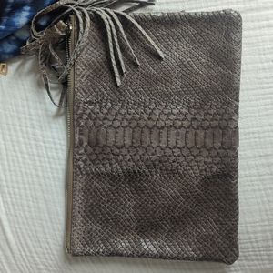 🌻3/$30 Monserat De Luca Demente clutch